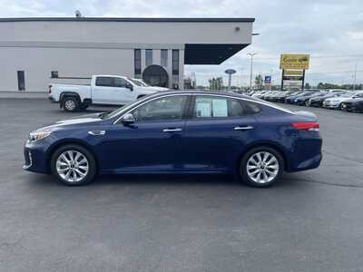 2017 Kia Optima, $16977. Photo 5