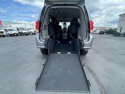 2018 Dodge Caravan, Grand, $22967. Photo 10