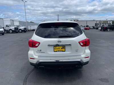 2018 Nissan Pathfinder, $15987. Photo 7
