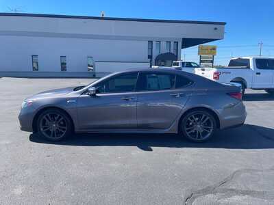 2020 Acura TLX, $25495. Photo 7