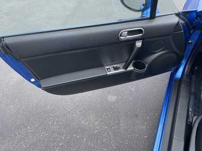2006 Mazda MX-5 Miata, $14477. Photo 11
