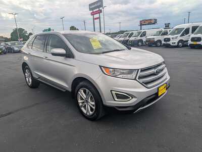 2016 Ford Edge, $13986. Photo 2