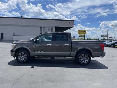 2019 Nissan Titan, $30900. Photo 5