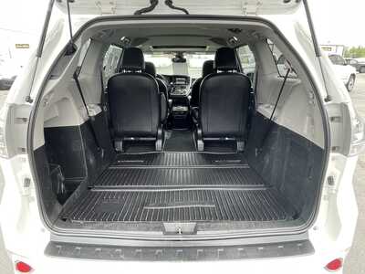 2019 Toyota Sienna, $24495. Photo 10