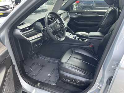 2024 Jeep Grand Cherokee, $32977. Photo 12