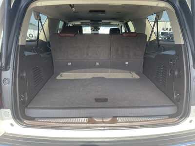 2015 Chevrolet Suburban, $19927. Photo 10