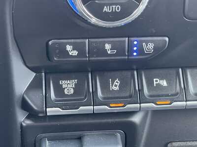 2021 GMC 2500 Crew Cab, $48927. Photo 5