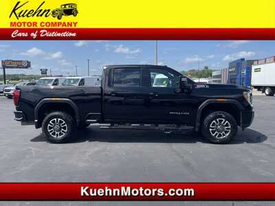 2021 GMC 2500 Crew Cab, $48927. Photo 1