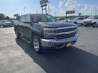 2018 Chevrolet 1500 Crew Cab, $29995. Photo 2