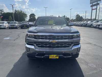 2018 Chevrolet 1500 Crew Cab, $29995. Photo 3
