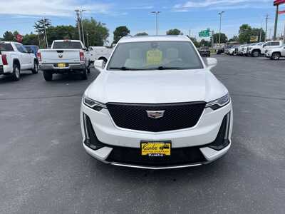 2020 Cadillac XT6, $21900. Photo 3