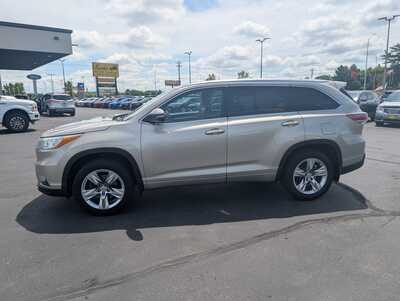 2016 Toyota Highlander, $16295. Photo 5