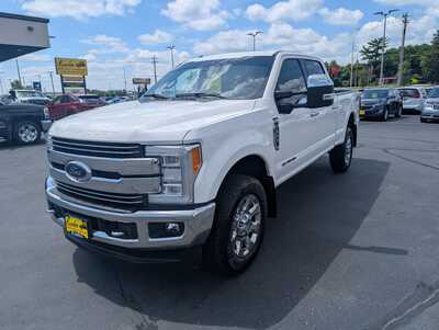 2017 Ford Super Duty, $42495. Photo 4