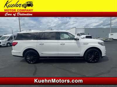 2020 Lincoln Navigator L, $21995. Photo 1