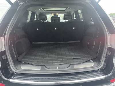 2021 Jeep Grand Cherokee, $30900. Photo 9
