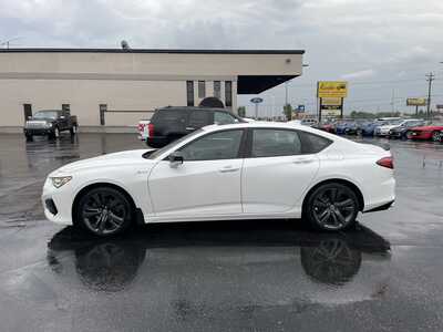 2021 Acura TLX, $28900. Photo 5