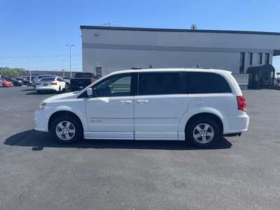 2011 Dodge Caravan, Grand, $14935. Photo 5