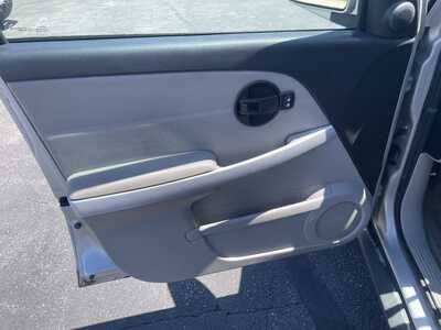 2008 Chevrolet Equinox, $2995. Photo 11