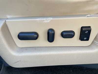 2011 Ford F150 Crew Cab, $7995. Photo 11