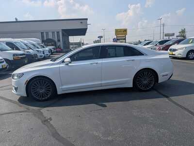 2018 Lincoln MKZ, $20975. Photo 5
