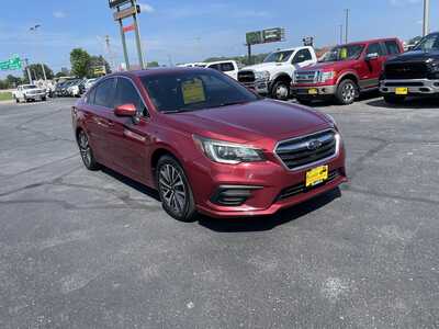 2018 Subaru Legacy, $13927. Photo 2