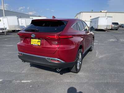 2021 Toyota Venza, $29957. Photo 9