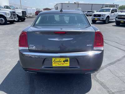2015 Chrysler 300, $14927. Photo 7
