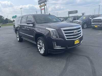 2016 Cadillac Escalade ESV, $36495. Photo 2