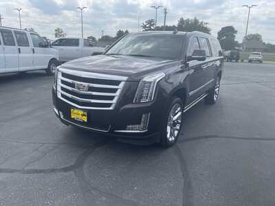 2016 Cadillac Escalade ESV, $36495. Photo 5