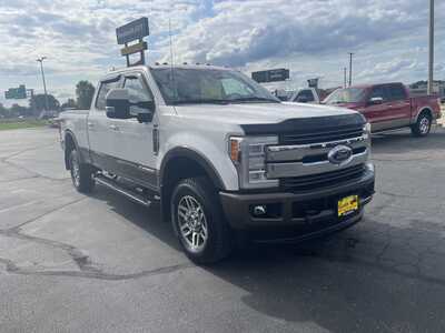 2017 Ford F250 Crew Cab, $48900. Photo 2