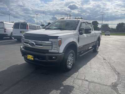 2017 Ford F250 Crew Cab, $48900. Photo 4