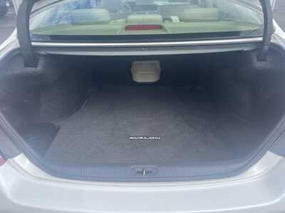 2005 Toyota Avalon, $5995. Photo 9