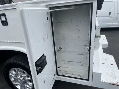 2022 Chevrolet 2500 Crew Cab, $35979. Photo 11