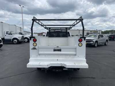 2022 Chevrolet 2500 Crew Cab, $35979. Photo 7