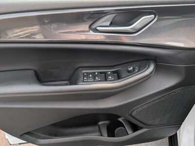 2023 Jeep Grand Cherokee, $28997. Photo 10