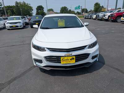 2017 Chevrolet Malibu, $9995. Photo 3