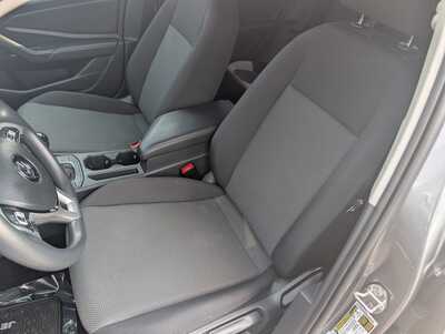 2020 Volkswagen Jetta, $16927. Photo 11