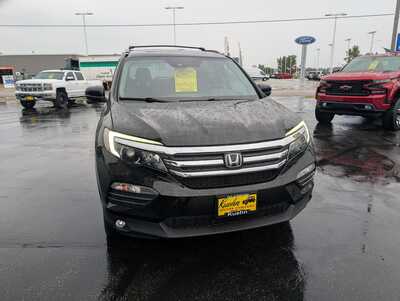 2018 Honda Pilot, $28995. Photo 3