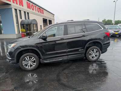 2018 Honda Pilot, $28995. Photo 5
