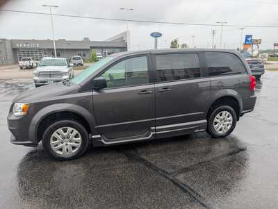 2018 Dodge Caravan, Grand, $25953. Photo 5