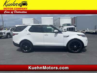 2017 Land Rover Discovery, $16900. Photo 1