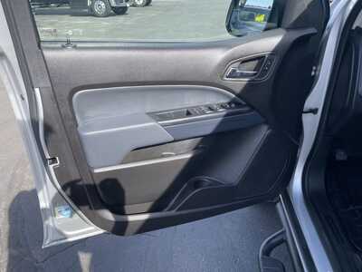 2017 Chevrolet Colorado Crew Cab, $20998. Photo 12