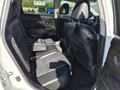 2023 Nissan Murano, $29600. Photo 12