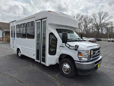 2021 Ford E-Series Cutaway, $23985. Photo 2