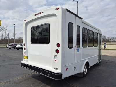 2021 Ford E-Series Cutaway, $23985. Photo 8