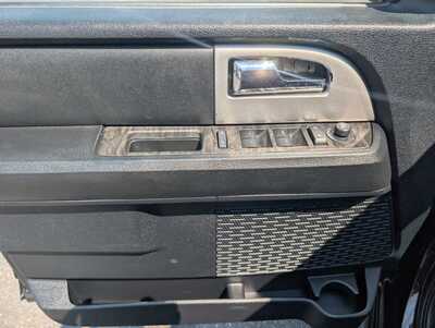 2015 Ford Expedition EL, $19957. Photo 12