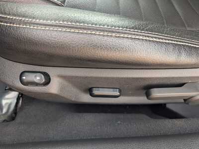 2010 Ford Mustang, $21900. Photo 12