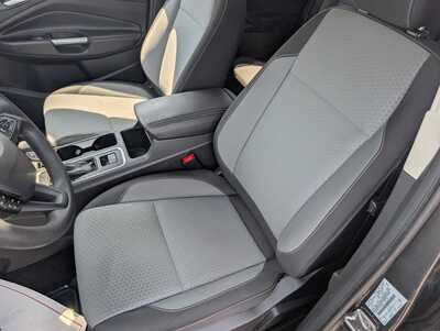2018 Ford Escape, $13893. Photo 10