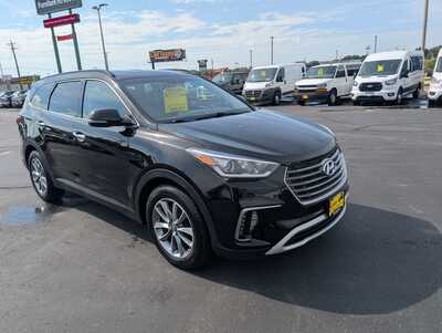 2017 Hyundai Santa Fe, $11977. Photo 2