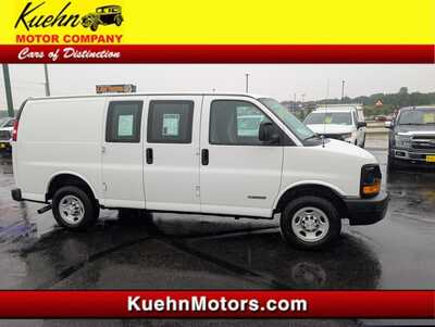 2004 Chevrolet Express Cargo, $11977. Photo 1
